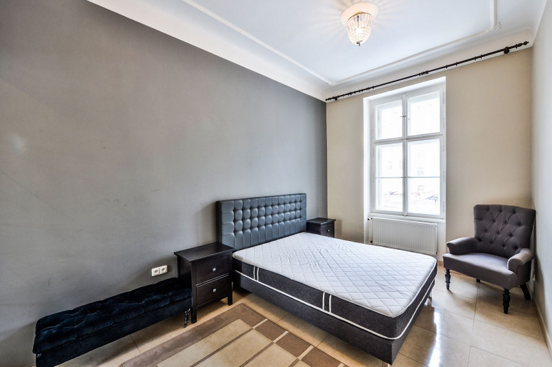 Квартира 3+1, 90 м2, Vinohrady